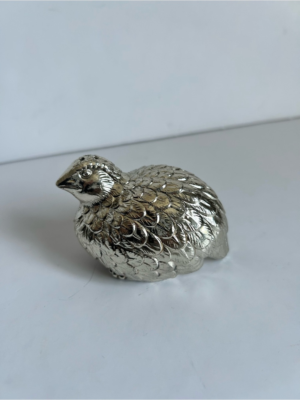Unbranded Silver Quail Figurine shaker